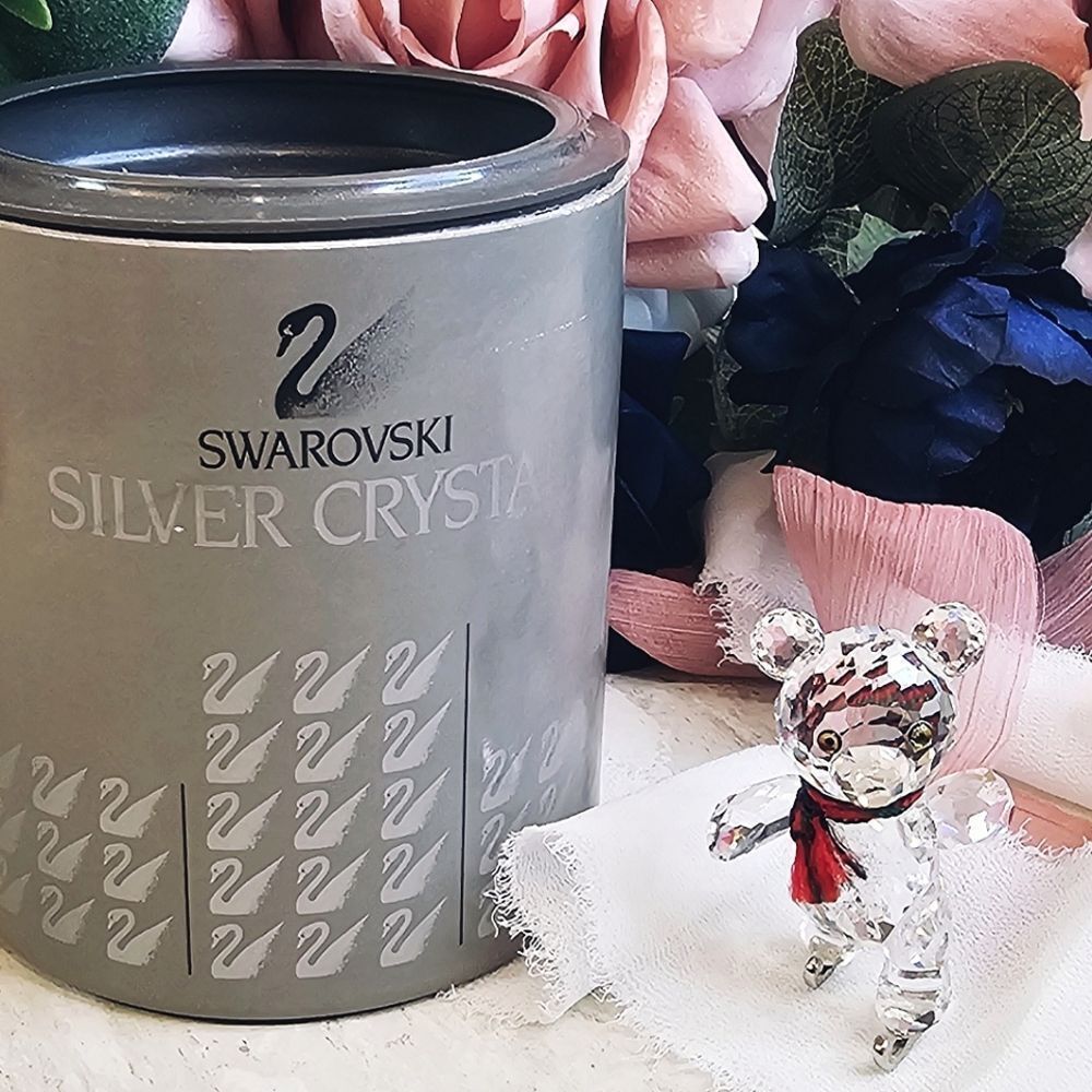 Swarovski Crystal Kris Bear On Skates
